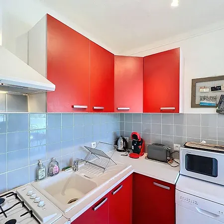 T1 Cosy Avec Terrasse Et Parking Prive Pres De La Des Lecques - Fr-1-770-7 Apartment Saint-Cyr-sur-Mer