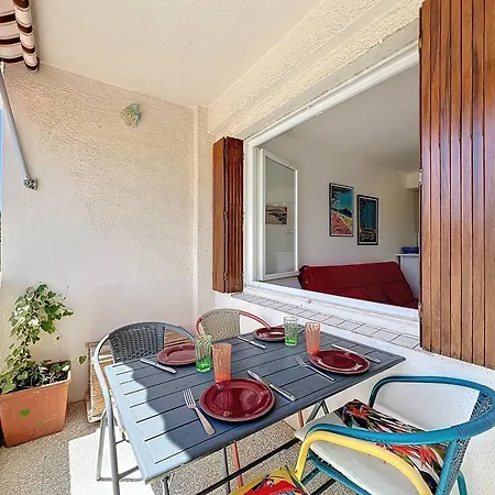 T1 Cosy Avec Terrasse Et Parking Prive Pres De La Des Lecques - Fr-1-770-7 Apartment *