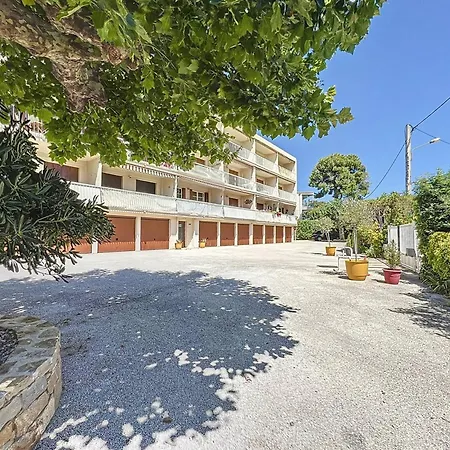 T1 Cosy Avec Terrasse Et Parking Prive Pres De La Des Lecques - Fr-1-770-7 Saint-Cyr-sur-Mer